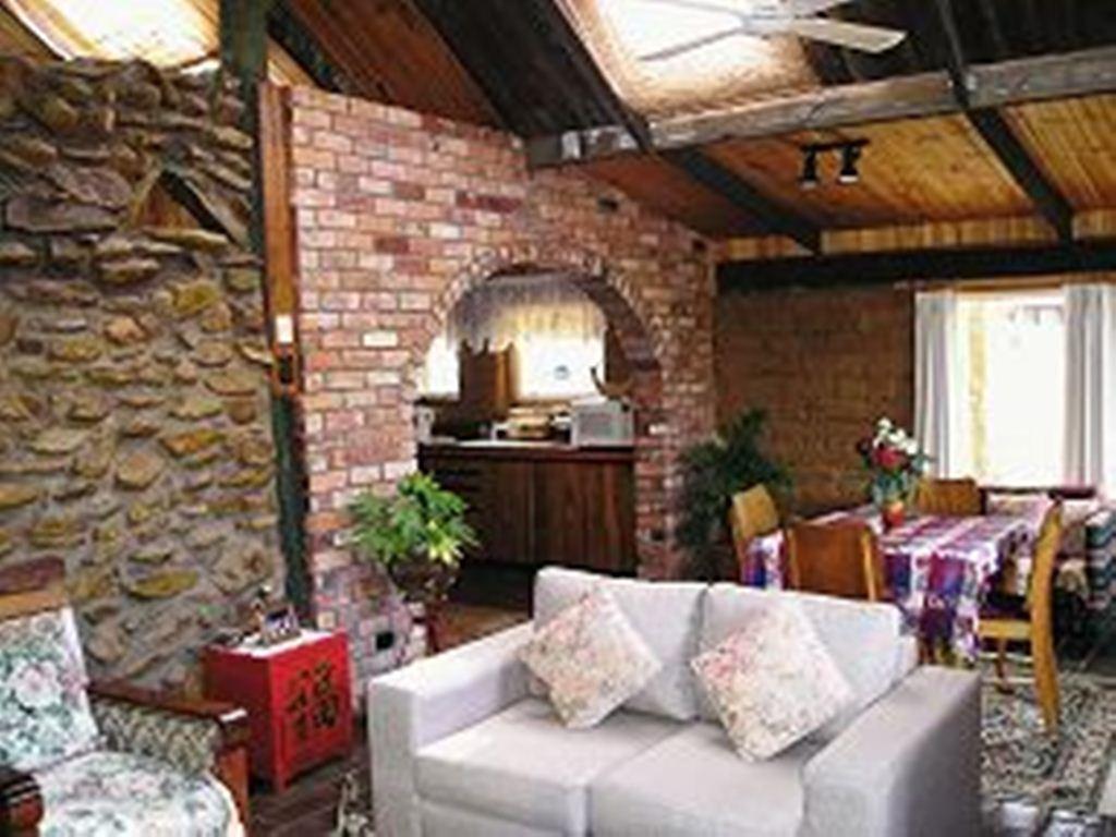 Moonbeam Cottages & Rainbow Cafe Moonambel Rom bilde
