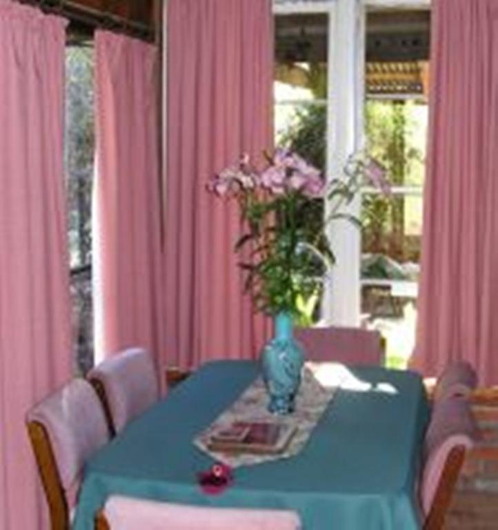 Moonbeam Cottages & Rainbow Cafe Moonambel Eksteriør bilde